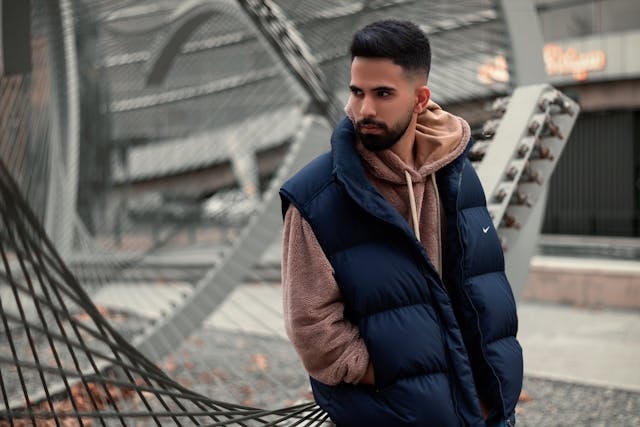 Man wearing a gilet